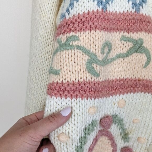 VINTAGE Huntington Ridge Heavily Embroidered Hand Knit Cardigan Sweater Size M - Picture 3 of 9